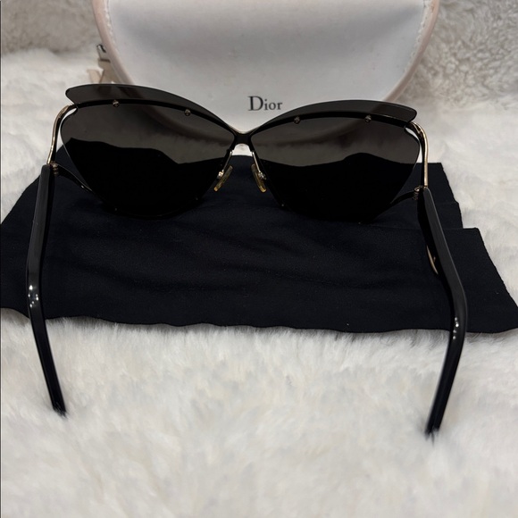 Limited Edition Dior Black and Gold Cat-Eye Sunglasses. $950 Retail - Picture 3 of 7